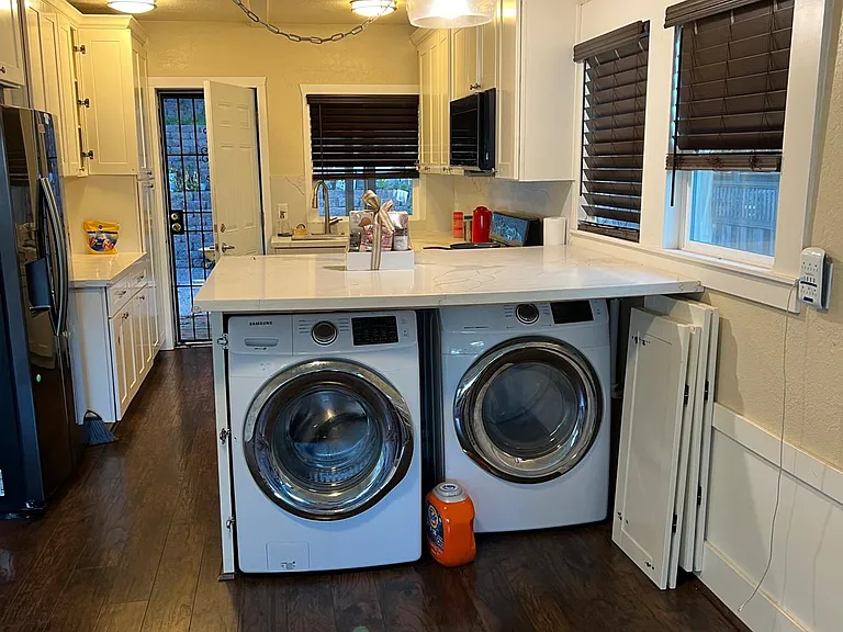 2400 Harrington Ave — Photo 15