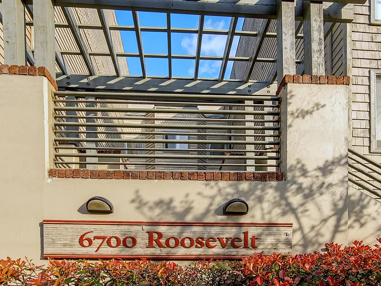 6700 Roosevelt Apartments — Photo 17