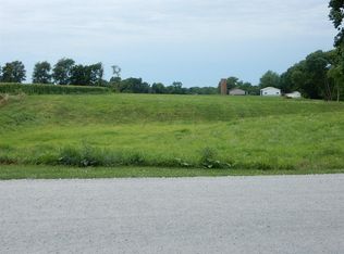 1279 Walnut St, Warsaw, IL 62379