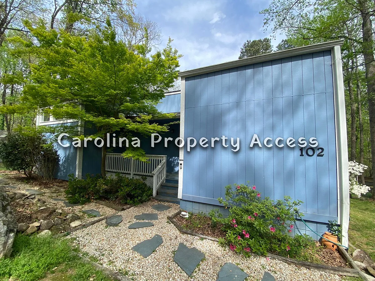 Building Photo - 102 Polks Pl