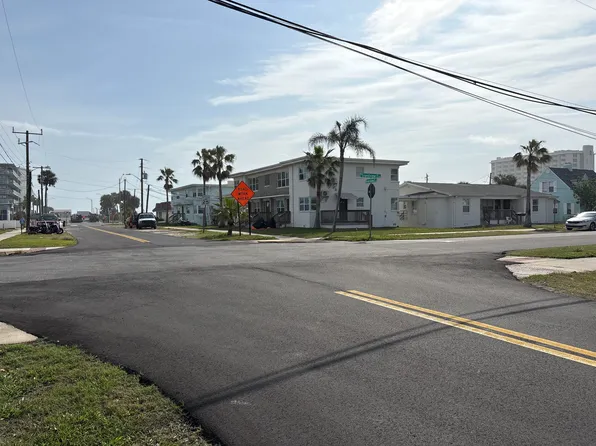 740 N Grandview Ave APT 2, Daytona Beach, FL 32118