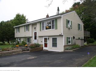 177 River Rd, Topsham, ME 04086