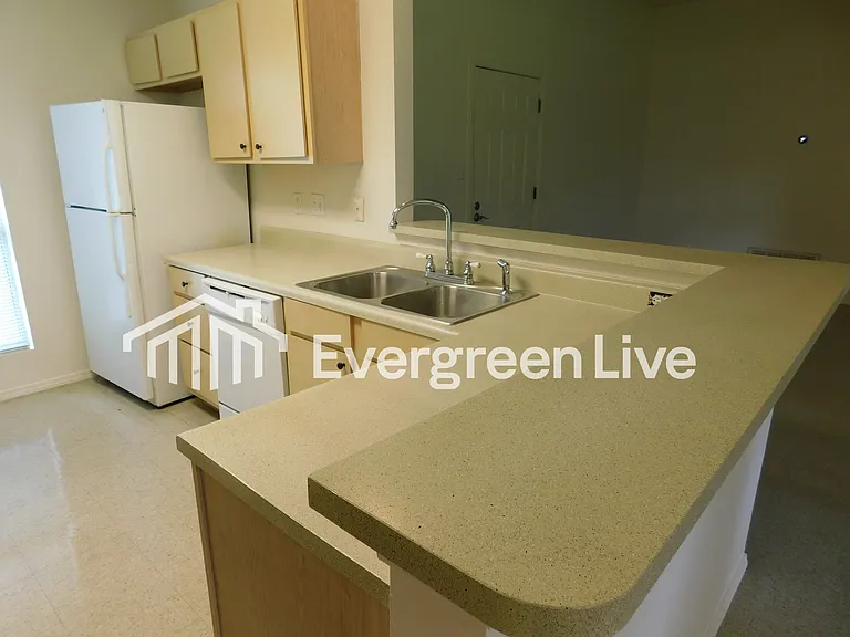 92 Valtameri Ct — Photo 2
