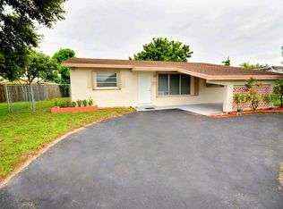 6441 Harding St, Hollywood, FL 33024