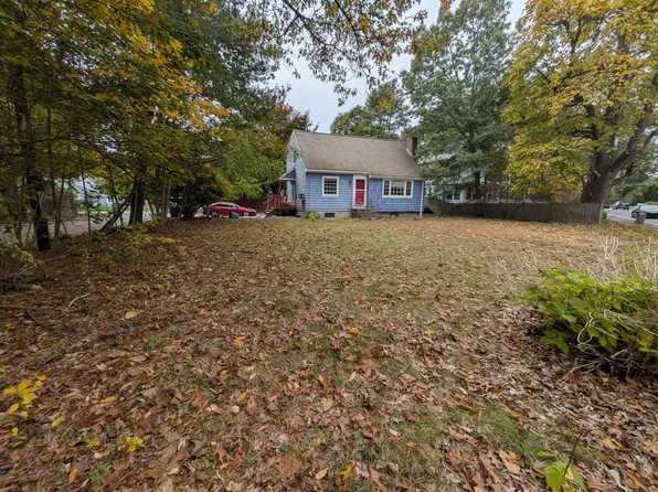 115 Parker St, Maynard, MA 01754
