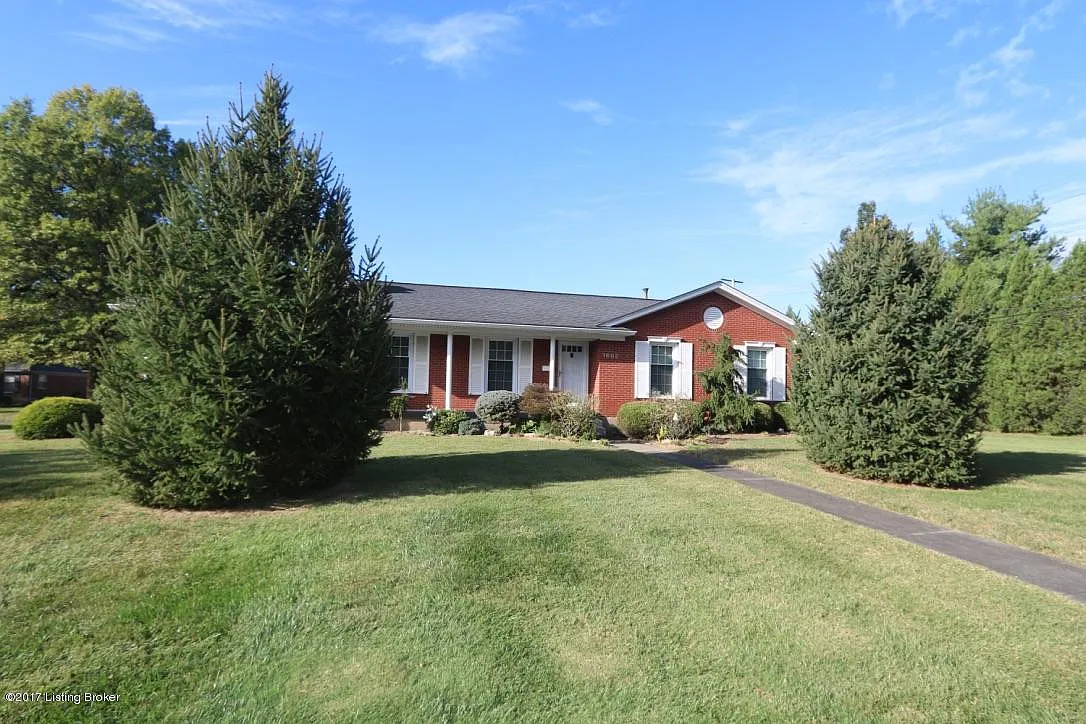 1602 Al Mara Cir photo 1