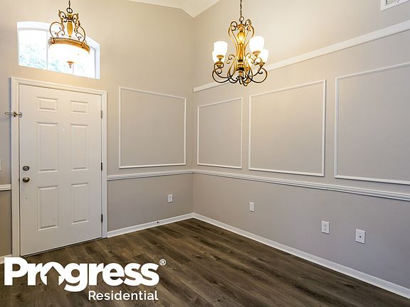 3rd image of 723 Somerstone Dr