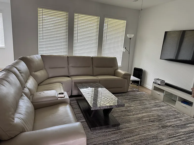 1633 Glacier Dr — Photo 7