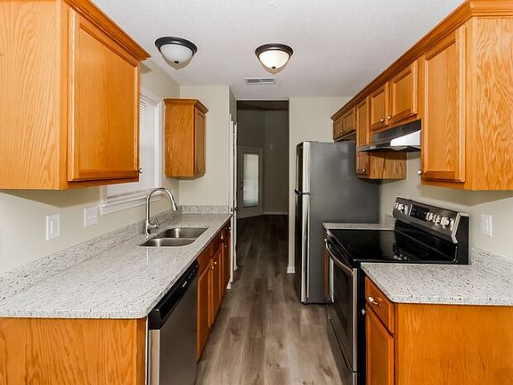 5th image of 6984 Estacada Way S