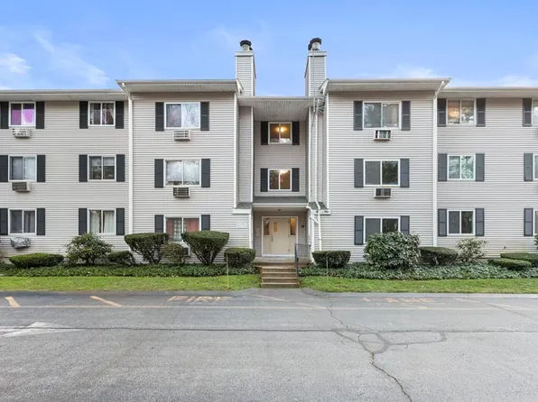 10 Erick Rd APT 17, Mansfield, MA 02048