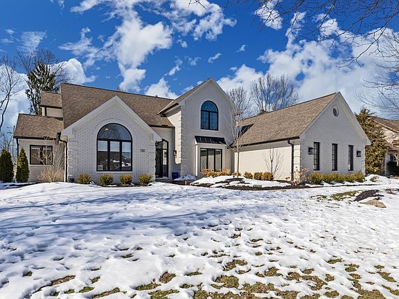 2nd image of 321 Windcroft Dr