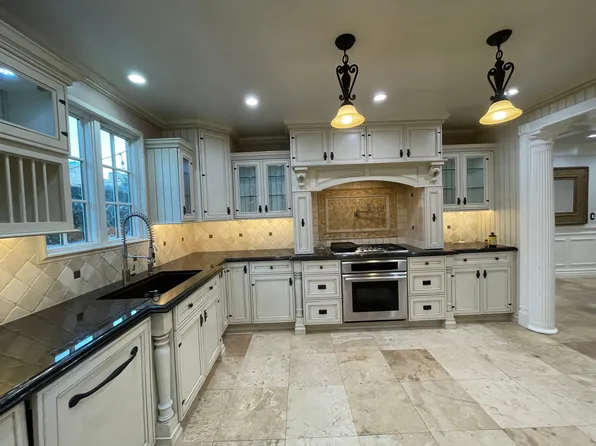 2533 Barry Ave, Los Angeles, CA 90064