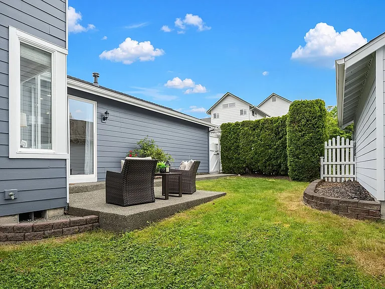 7306 Douglas Ave SE — Photo 23