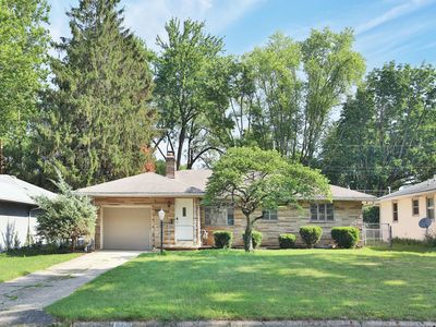 696 E Schreyer Pl, Columbus, OH, 43214
