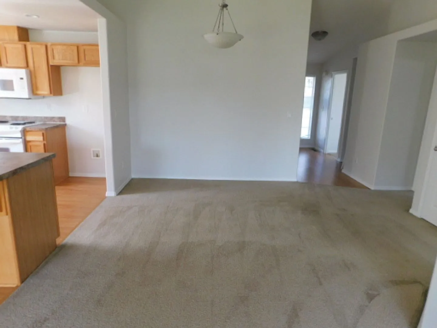3Bd/2Ba Single Story Home - Available to View! — Photo 4