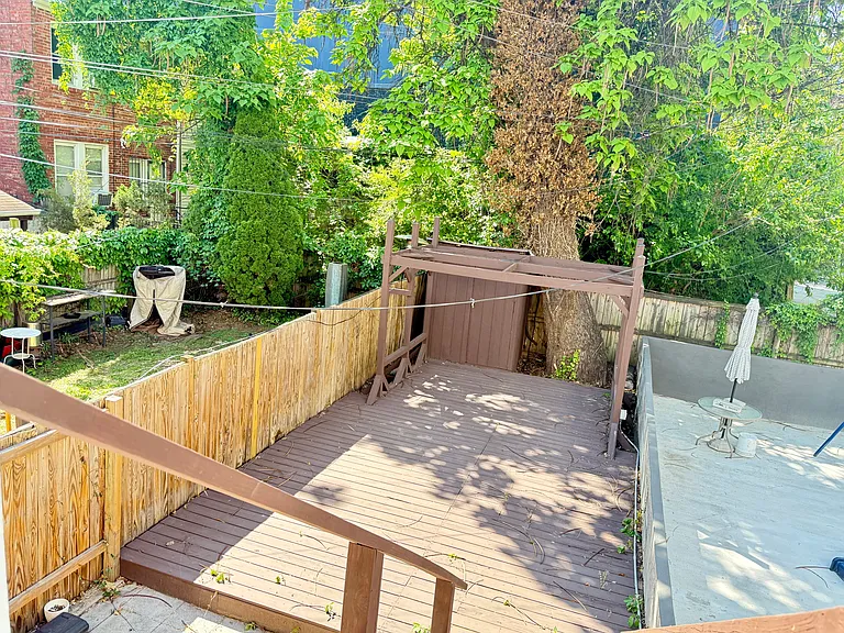 1004 Girard St NW — Photo 13