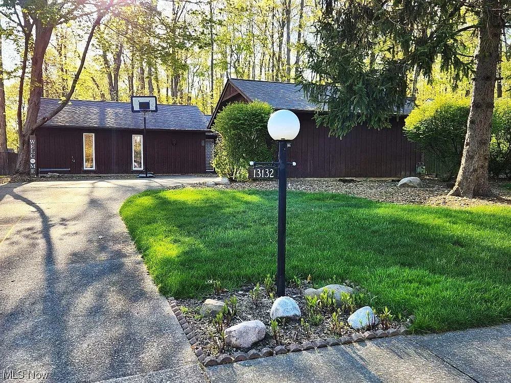 13132 Falling Water Rd photo 1