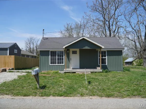 949 Saint Louis St, Lebanon, MO 65536