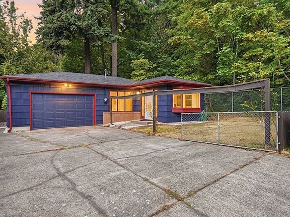 2nd image of 3711 NE 90th Ave