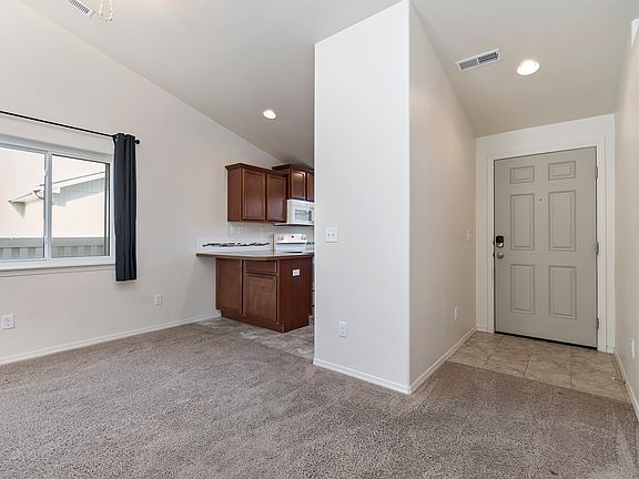 4th image of 2121 E Elm Grove Dr