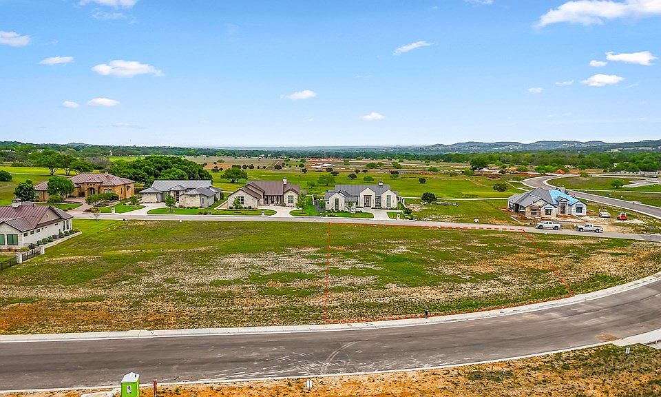 2nd image of 1112 Pinnacle View Dr