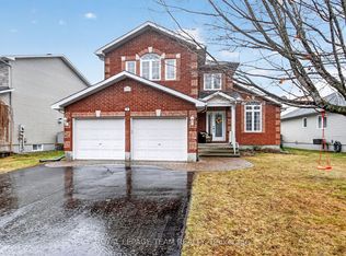 75 Renoir Dr, Russell, ON K0A 1W0