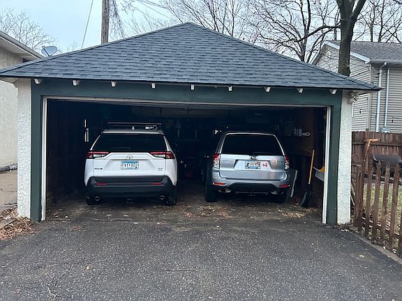 5th image of 743 Tuscarora Ave #745