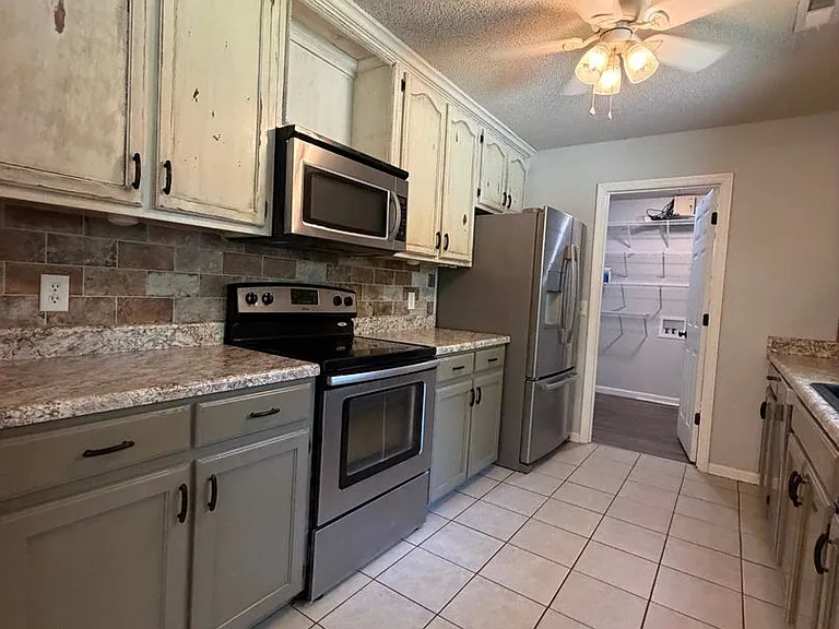 141 Katina Rd — Photo 32