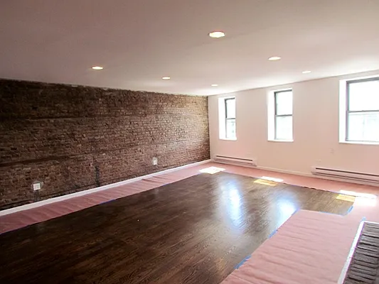 Rented by Mark David | media 8