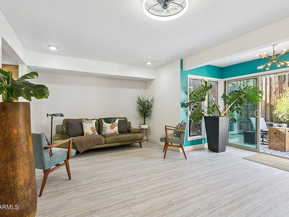 1st image of 110 W MISSOURI Avenue #25