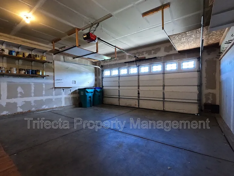 3627 Glenbarr Ct — Photo 14