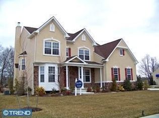 2654 Old Farm Dr, Vineland, NJ 08361