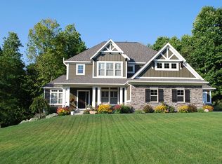 3649 River Isle Ct NE, Rockford, MI 49341