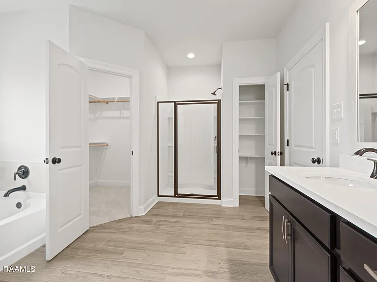 224 Wild Cherry Ln — Photo 14