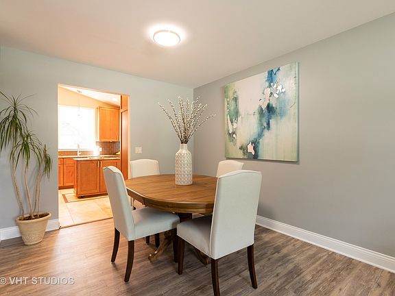 5th image of 5585 Barnwood Dr
