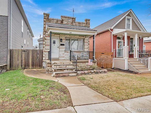 3rd image of 5516 Botanical Ave