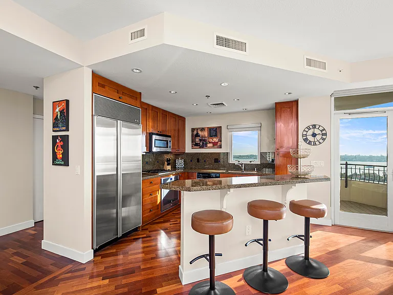 700 W Harbor Dr W #1204 — Photo 16