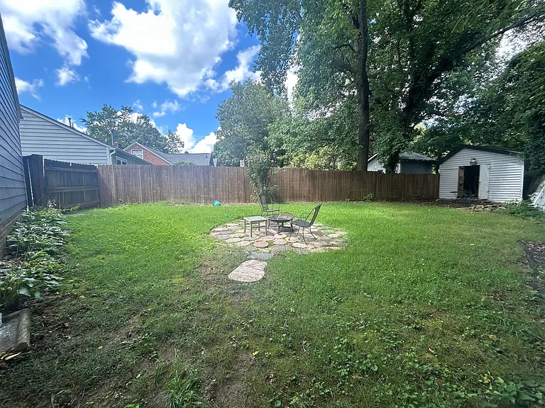 808 Circle Dr — Photo 14