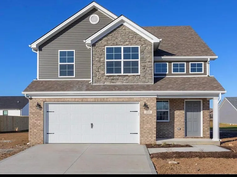 8028 Driftwood Loop — Photo 1