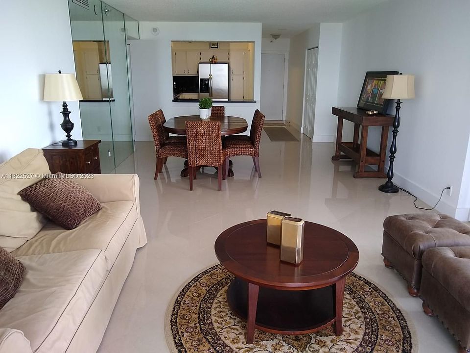 1st image of 20225 NE 34th Ct APT 2318