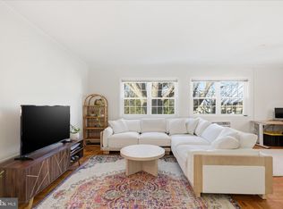 3470 Martha Custis Dr, Alexandria, VA 22302