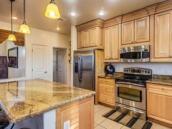 3rd image of 2942 W Encelia Ct