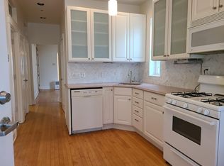 1506 W Diversey Pkwy HOUSE 3F, Chicago, IL 60614
