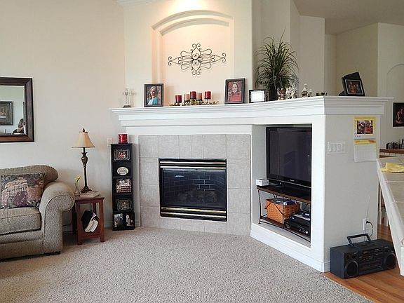 2nd image of 10143 Clovercrest Dr