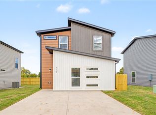 710 Discovery Ave, Centerton, AR 72713