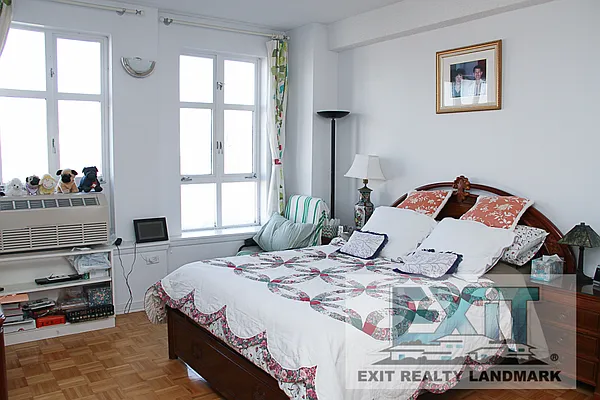 Sold by Exit Realty Landmark | media 5