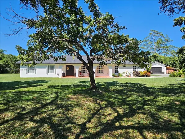 15381 SW 258th St, Homestead, FL 33032