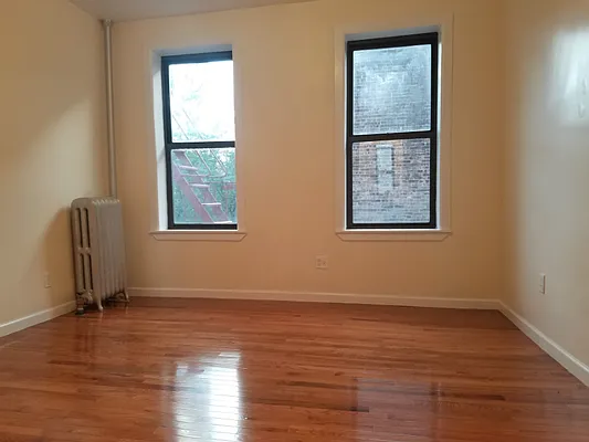 Rented by Level Group | media 13