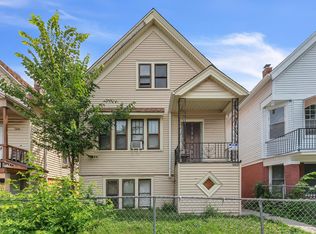 2470 S 9th St, Milwaukee, WI 53215