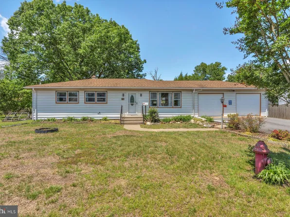 176 Morris Ave, Sewell, NJ 08080